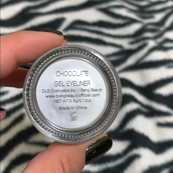 Makeup Bundle - Picture 2 of 8